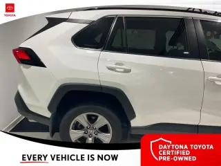 Toyota RAV4 2024 XLE 4p SUV