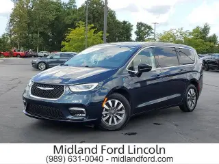 Chrysler Pacifica Plug-In Hybrid 2024 Select Miniván 4p.