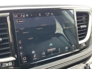 Chrysler Pacifica Plug-In Hybrid 2024 Select Miniván 4p.