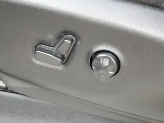 Chrysler Pacifica Plug-In Hybrid 2024 Select Miniván 4p.