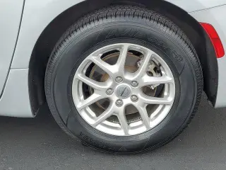 Chrysler Pacifica 2024 Touring L 4dr Mini-Van