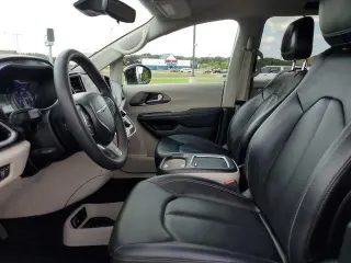 Chrysler Pacifica 2024 Touring L 4dr Mini-Van