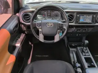 Toyota Tacoma 2018 4x2 TRD Todo Terreno 4p Doble Cabina 5.0 ft SB