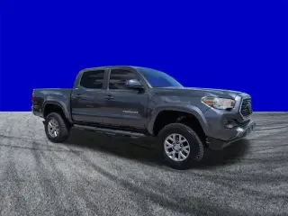Toyota Tacoma 2018 4x2 TRD Todo Terreno 4p Doble Cabina 5.0 ft SB