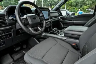 Ford F-150 2024 4x4 XLT 4p SuperCrew 5.5 ft. CB