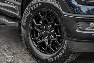 Ford F-150 2024 4x4 XLT 4p SuperCrew 5.5 ft. CB