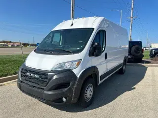 Ram ProMaster 2025 Tradesman 3500 159 WB 3dr High Roof Cargo Van sin asiento de pasajero