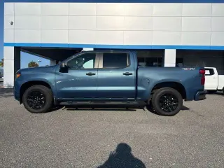 Chevrolet Silverado 1500 2024 4x4 Custom 4dr Crew Cab 5,8 pies SB