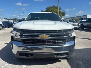 Chevrolet Silverado 1500 2021 4x4 LT 4p. Cabina Completa 5.8 pies C. con 1LT