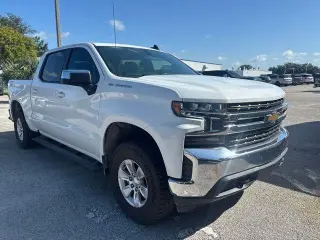 Chevrolet Silverado 1500 2021 4x4 LT 4p. Cabina Completa 5.8 pies C. con 1LT