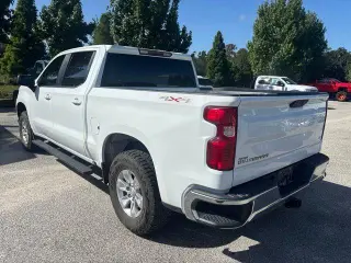 Chevrolet Silverado 1500 2021 4x4 LT 4p. Cabina Completa 5.8 pies C. con 1LT