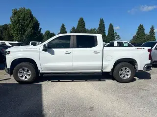 Chevrolet Silverado 1500 2021 4x4 LT 4p. Cabina Completa 5.8 pies C. con 1LT