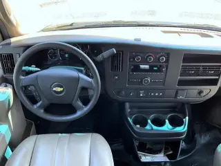 Chevrolet Express 2022 3500 3dr Cargo Van