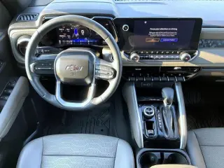 Chevrolet Colorado 2023 4x4 ZR2 4p Cabaína de Tripulante 5 pies ST