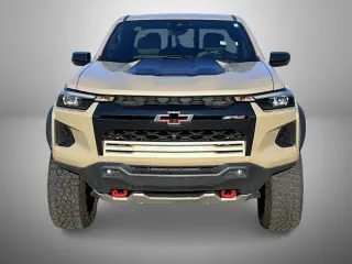 Chevrolet Colorado 2023 4x4 ZR2 4p Cabaína de Tripulante 5 pies ST