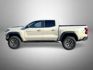 Chevrolet Colorado 2023 4x4 ZR2 4p Cabaína de Tripulante 5 pies ST