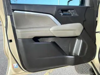 Chevrolet Colorado 2023 4x4 ZR2 4p Cabaína de Tripulante 5 pies ST