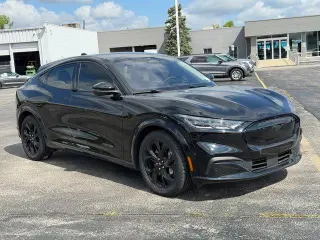 Ford Mustang Mach-E 2023 AWD Premium 4dr SUV