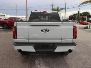 Ford F-150 2024 4x4 Lariat 4dr SuperCrew 5.5 ft. SB