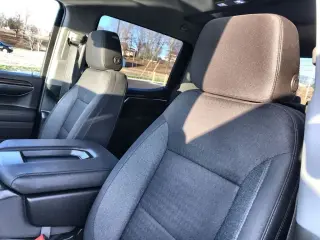 Chevrolet Silverado 1500 2024 4x4 LT 4p Cab de Tripulación 5.8 pies CB con 2FL