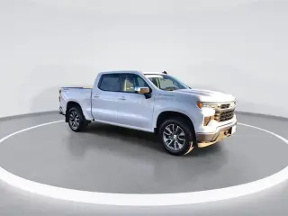 Chevrolet Silverado 1500 2024 4x4 LT 4p Cab de Tripulación 5.8 pies CB con 2FL