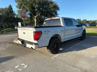 Ford F-150 2024 4x4 XLT 4p SuperCrew 6.5 ft. CA