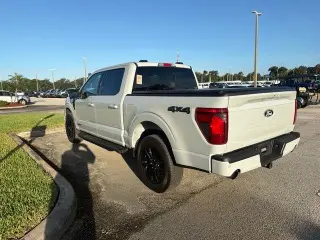 Ford F-150 2024 4x4 XLT 4p SuperCrew 6.5 ft. CA