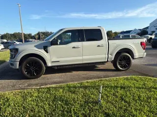 Ford F-150 2024 4x4 XLT 4p SuperCrew 6.5 ft. CA