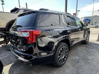 GMC Acadia 2023 4x4 Denali 4p SUV