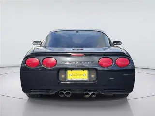 Chevrolet Corvette 2004 2p Coupé