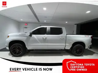 Chevrolet Silverado 1500 2023 4x4 LT 4p. Cabina Doble estándar 5,8 pies BA con 1LT