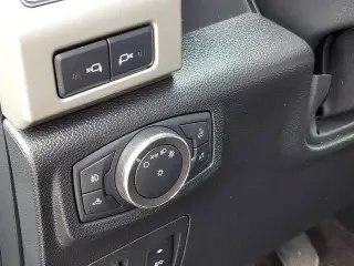 Ford F-150 2019 4x4 Lariat 4p SuperCab 6.5 ft. SB
