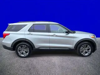 Ford Explorer 2024 AWD XLT 4dr SUV
