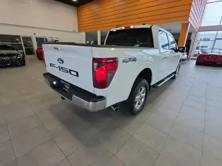Ford F-150 2024 4x4 XLT 4p SuperCrew 5.5 ft. CB