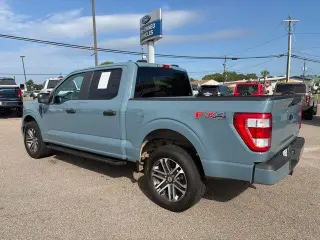 Ford F-150 2023 4x4 XL 4p SuperCrew 6.5 pies SB
