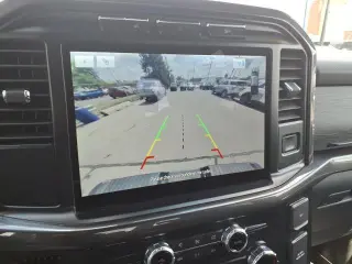 Ford F-150 2022 4x4 XLT 4p SuperCrew 5.5 ft. CA