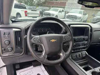 Chevrolet Silverado 1500 2018 4x4 LTZ 4p Doble Cabina 6.5 pies ST