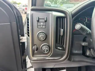 Chevrolet Silverado 1500 2018 4x4 LTZ 4p Doble Cabina 6.5 pies ST