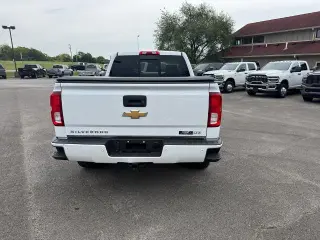Chevrolet Silverado 1500 2018 4x4 LTZ 4p Doble Cabina 6.5 pies ST