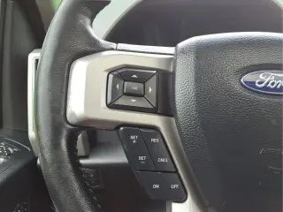 Ford F-150 2019 4x4 Lariat 4p SuperCrew 5.5 ft. CB