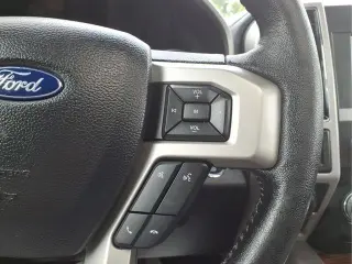 Ford F-150 2019 4x4 Lariat 4p SuperCrew 5.5 ft. CB
