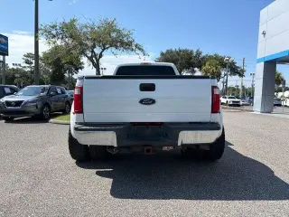 Ford F-350 Super Duty 2016 4x4 XL Cabina y Plataforma 4 Puertas 8 pies LB DRW Pickup