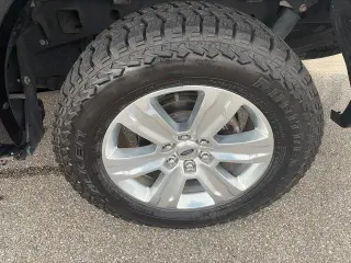 Ford F-150 2020 4x4 Platinum 4dr SuperCrew 5.5 ft. SB