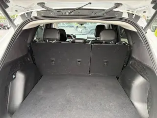 Ford Escape Plug-In Hybrid 2023 Base 4p SUV
