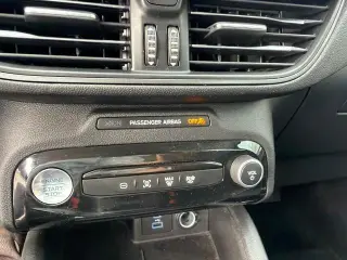 Ford Escape Plug-In Hybrid 2023 Base 4p SUV