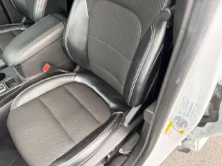 Ford Escape Plug-In Hybrid 2023 Base 4p SUV