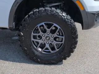 Ford Ranger 2024 4x4 XLT 4p SuperCrew 5.0 pie SB