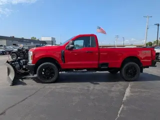 Ford F-350 Super Duty 2023 4x4 XL 2p Cabina Estándar 8 pies LB SRW Camioneta Pickup