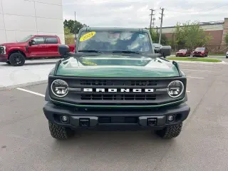 Ford Bronco 2024 4x4 Black Diamond 4p SUV
