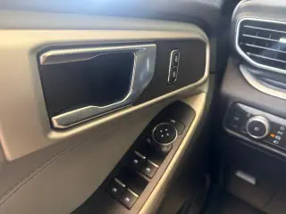 Ford Explorer 2022 AWD XLT 4p SUV